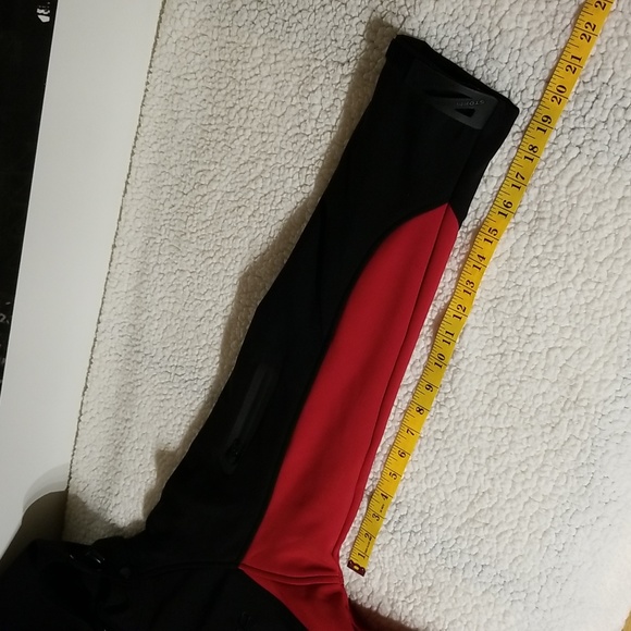 Stormtech Performance Winter Jacket / Womens Size S / Black, Red - Picture 16 of 17